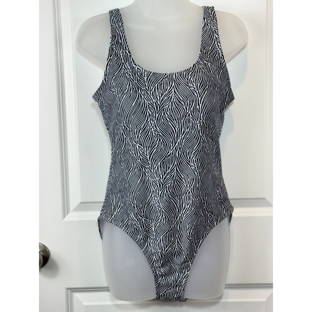 NWT Nicole Miller Women Scoop Neck Swimsuit Black White Palm Large One Piece